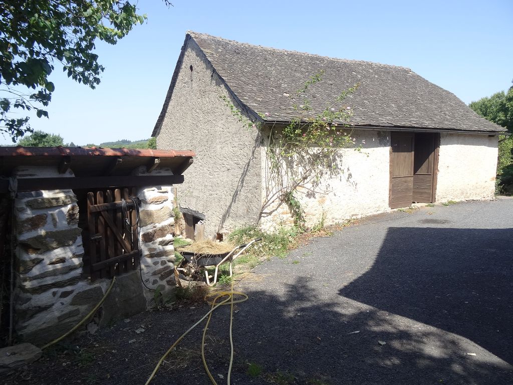 Corps de ferme SUD DE BRIVE CHÉDAILLE IMMOBILIER