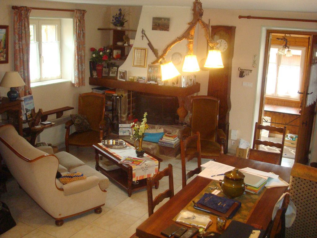 Maison de village PLEIN CENTRE DE MEYSSAC CHÉDAILLE IMMOBILIER