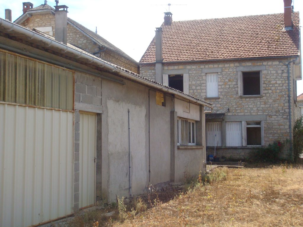 Maison de village NORD DU LOT CHÉDAILLE IMMOBILIER