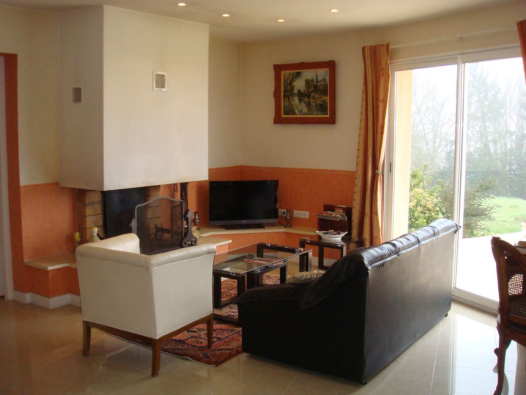 Maison de plain pied MEYSSAC CHÉDAILLE IMMOBILIER