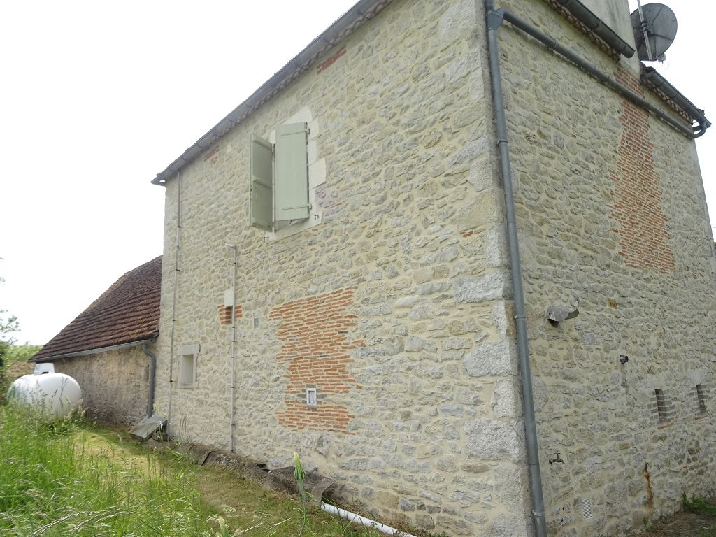 Fermette NORD DU LOT CHÉDAILLE IMMOBILIER